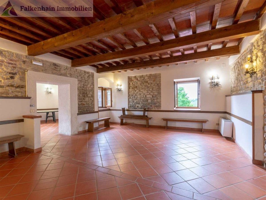 c9cc0eae-696f-4726-b032-f73d78dd5e16_original Haus Carmignano