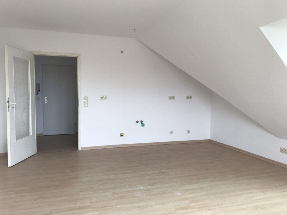 Blicke zur K�chenecke Dachgeschosswohnung Leipzig