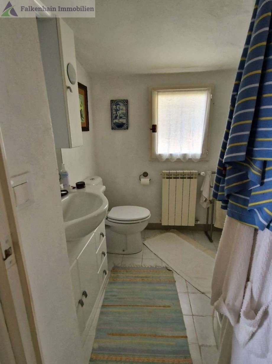 G�ste-WC Haus Asciano