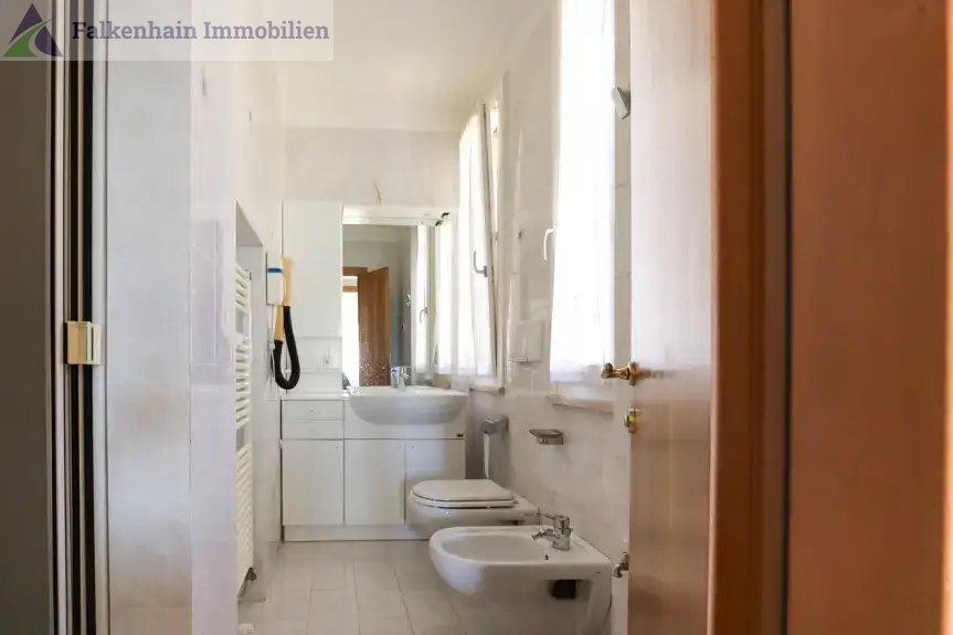 Badansicht Wohnung Bozen