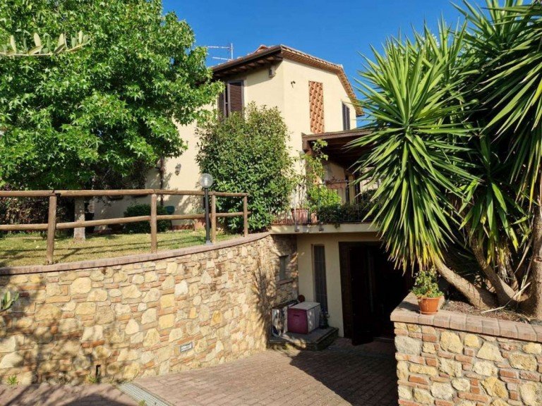  Casciana Terme Lari Haus H�bsches Rustico in den H�geln der Toskana - neu saniert, klimatisiert, Wellnessbereich und Garten!