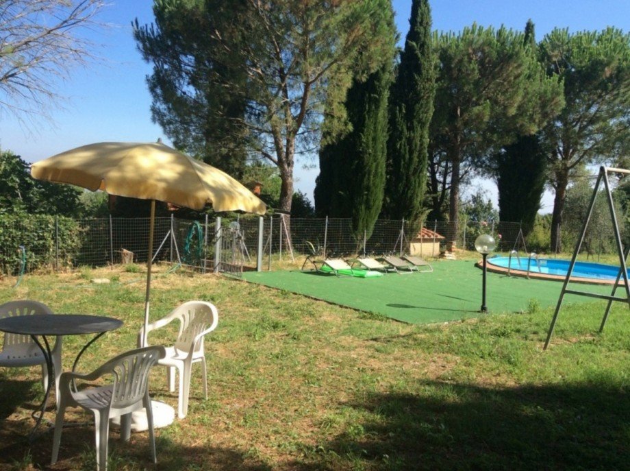 Pool-Area Haus Collemontanino