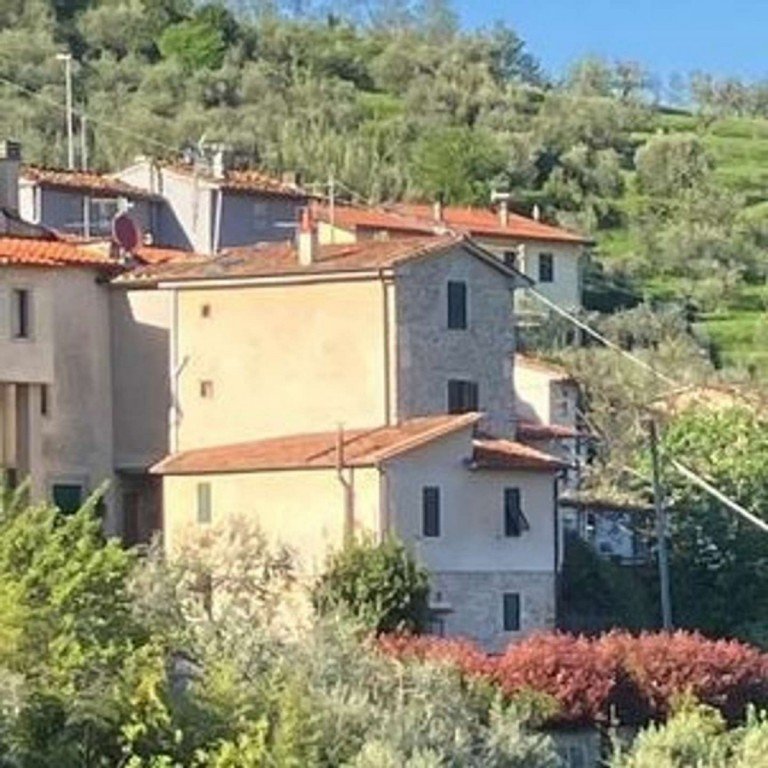 Objektansicht Sarripoli Haus Charmantes Haus mit Blick �ber die malerische Landschaft der Toskana zwischen Florenz & Lucca!