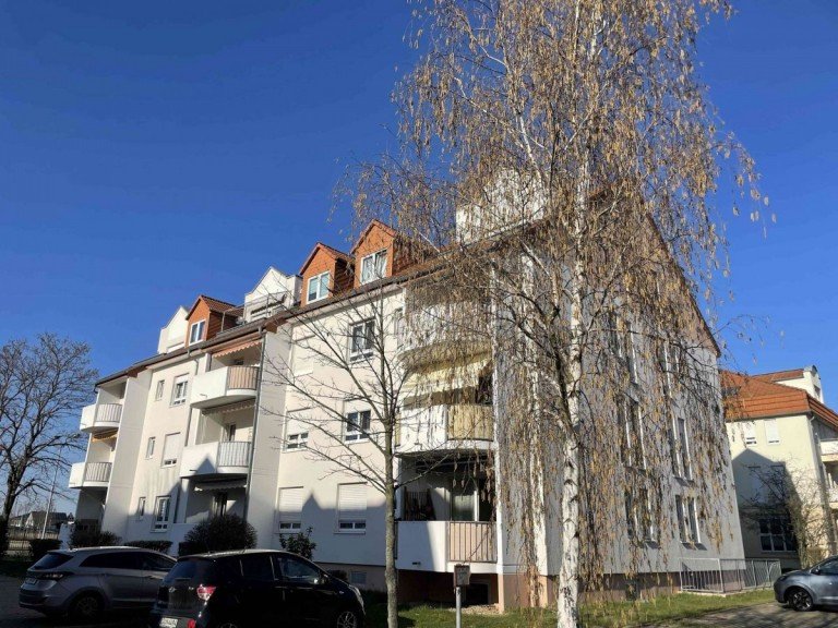 Objektansicht Markranst�dt Wohnung 5,6% Rendite! Solide Kapitalanlage in ruhiger Lage - 1-Zimmer-Wohnung mit Balkon & Stellplatz!