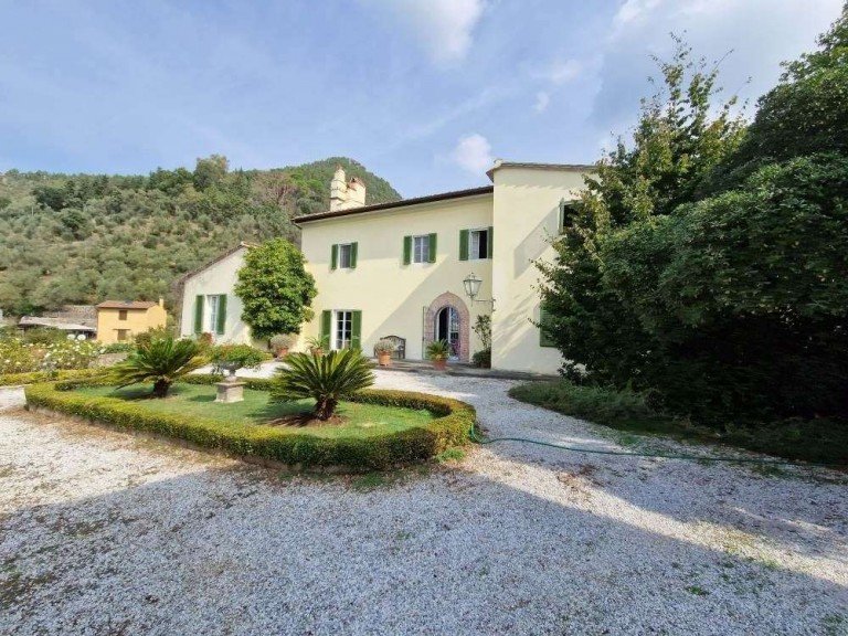 Objektansicht Asciano Haus Traumhaftes Anwesen in malerischer H�gellage, 5000m� Grundst�ck u. Blick zum schiefen Turm von Pisa!