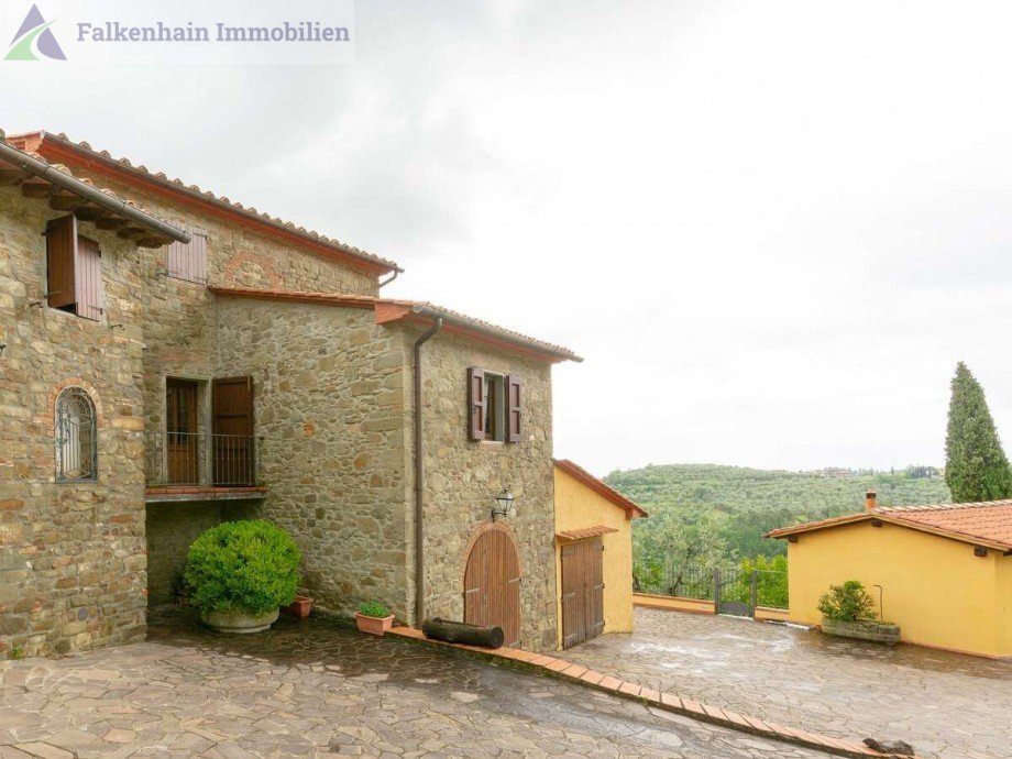 12d770ad-71fd-4fe4-bcd5-7537a41f5bb2_original Haus Carmignano