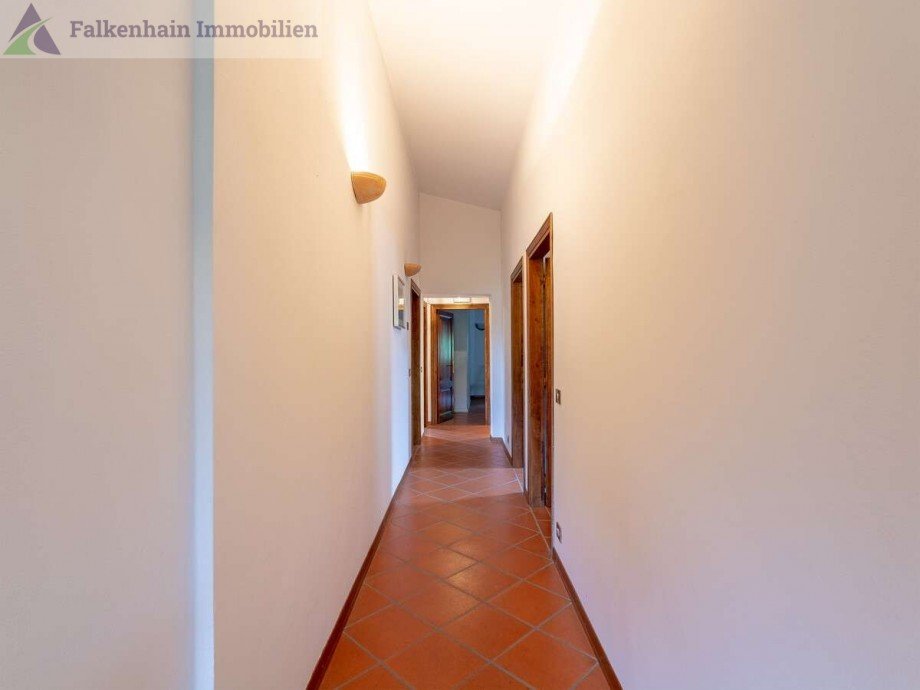 1ba077c8-314b-448f-8240-0db607a77c11_original Haus Carmignano