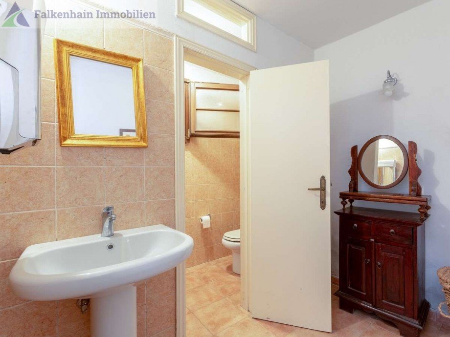 43aeefc5-1571-49f3-85c3-a4efe13e386e_original Haus Carmignano