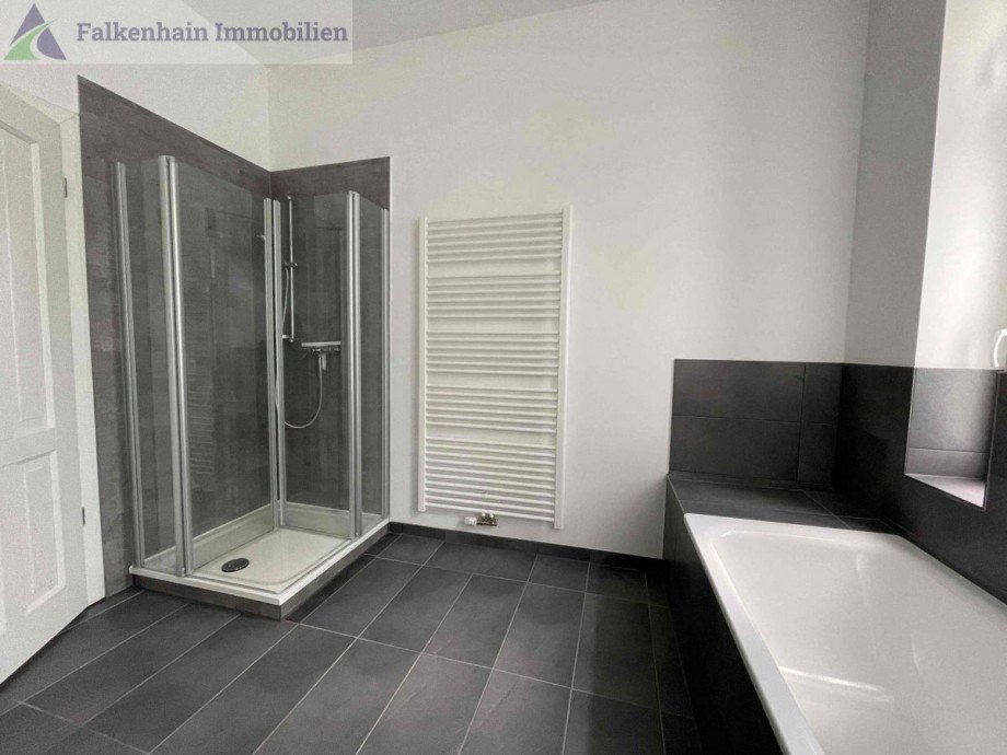 Badansicht Etagenwohnung Markkleeberg