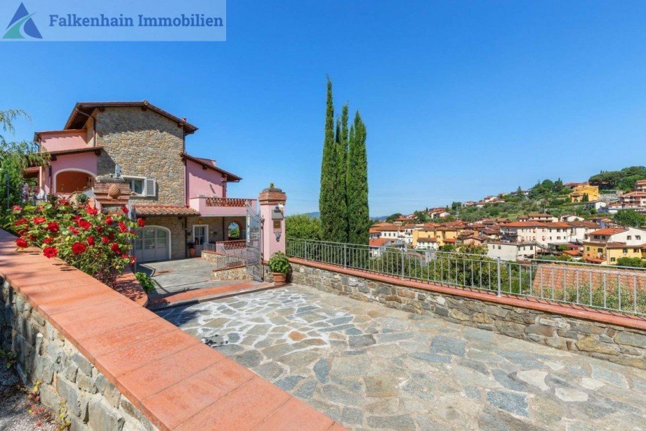3e07e86c-3ffa-4c47-aa10-f03d9256387c_original Haus Reggello