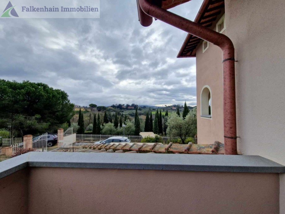 47LModerne_Villetta_Toskana-1 Haus Lari