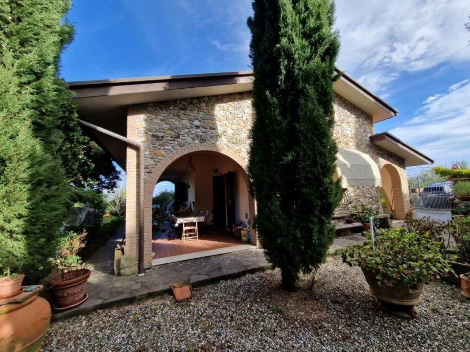 Hausansicht Haus Chianni
