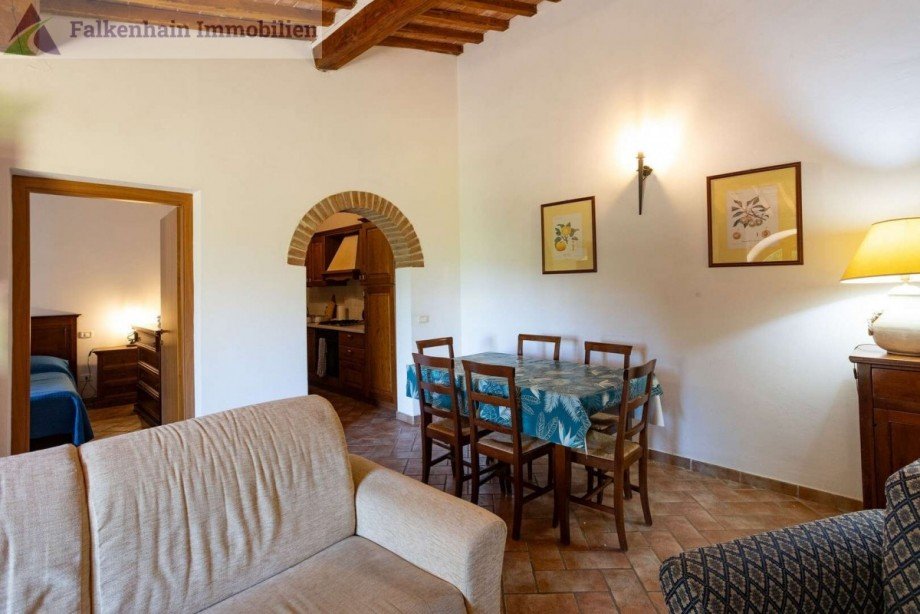 e2f257d7-468c-4b3a-a0a2-dad28c40f7e8_original Haus Tocchi