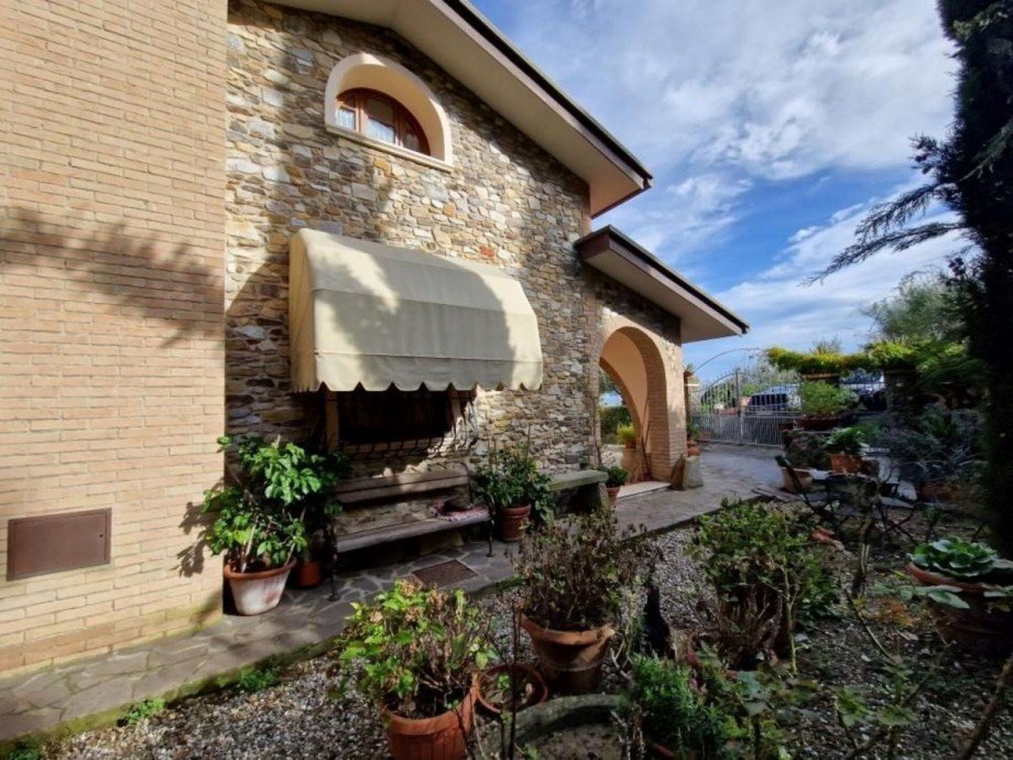 Hausansicht Haus Chianni