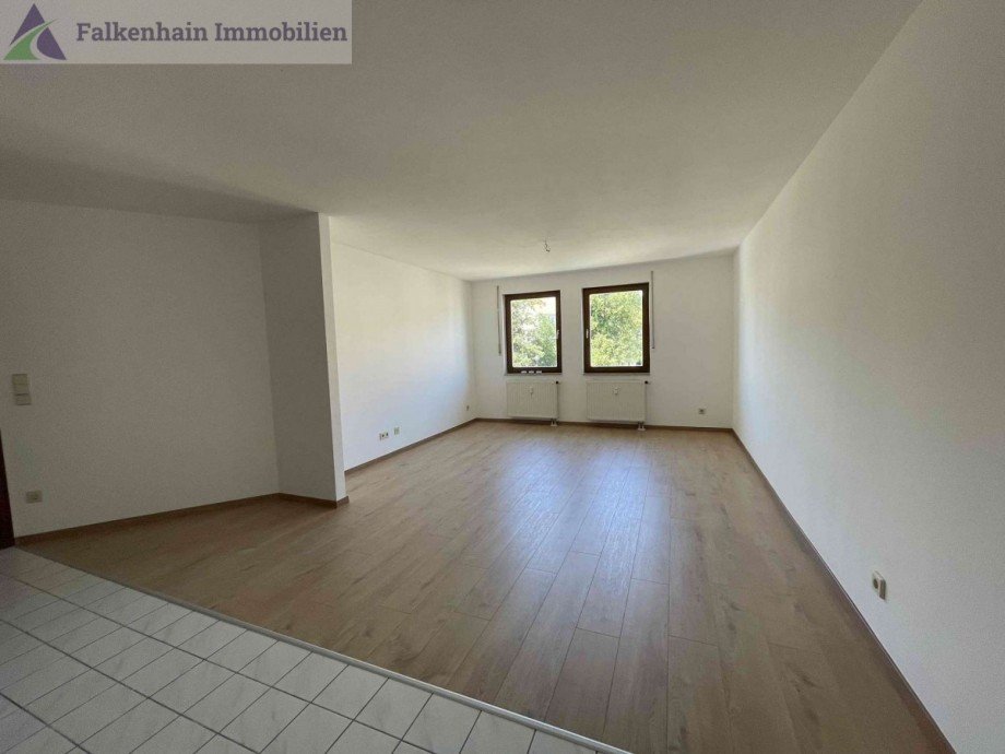 Wohnzimmer mit offener K�che Etagenwohnung Wurzen