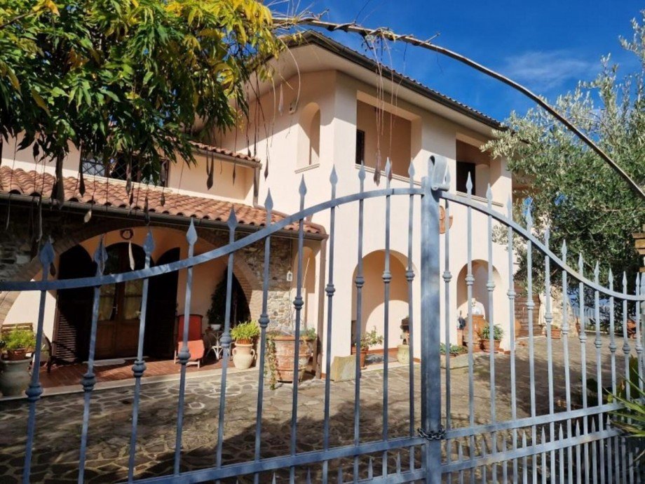 Hausansicht Haus Chianni