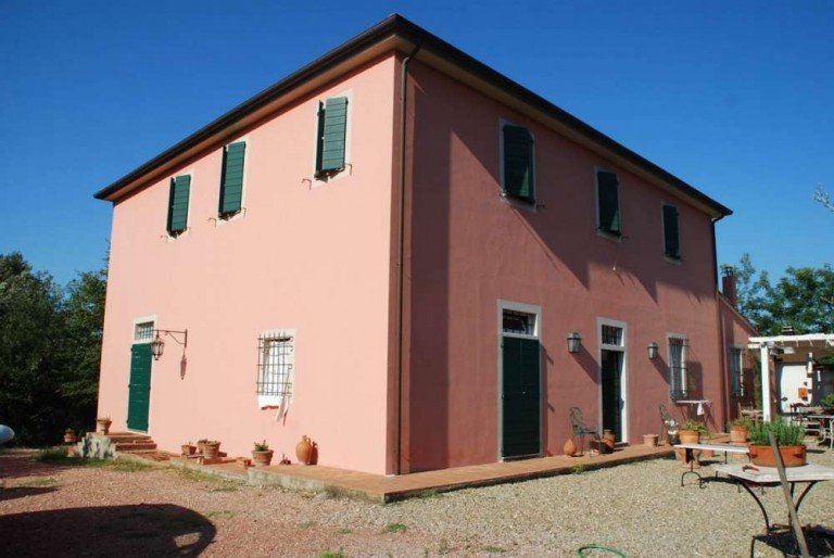 Hausansicht Casciana Terme Haus Traumhaftes Toskana-Podere in Alleinlage mit Panoramablick!