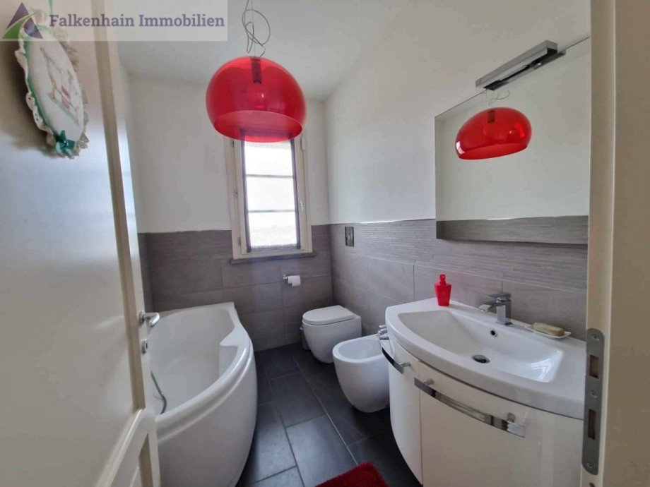 51LModerne_Villetta_Toskana-1 Haus Lari