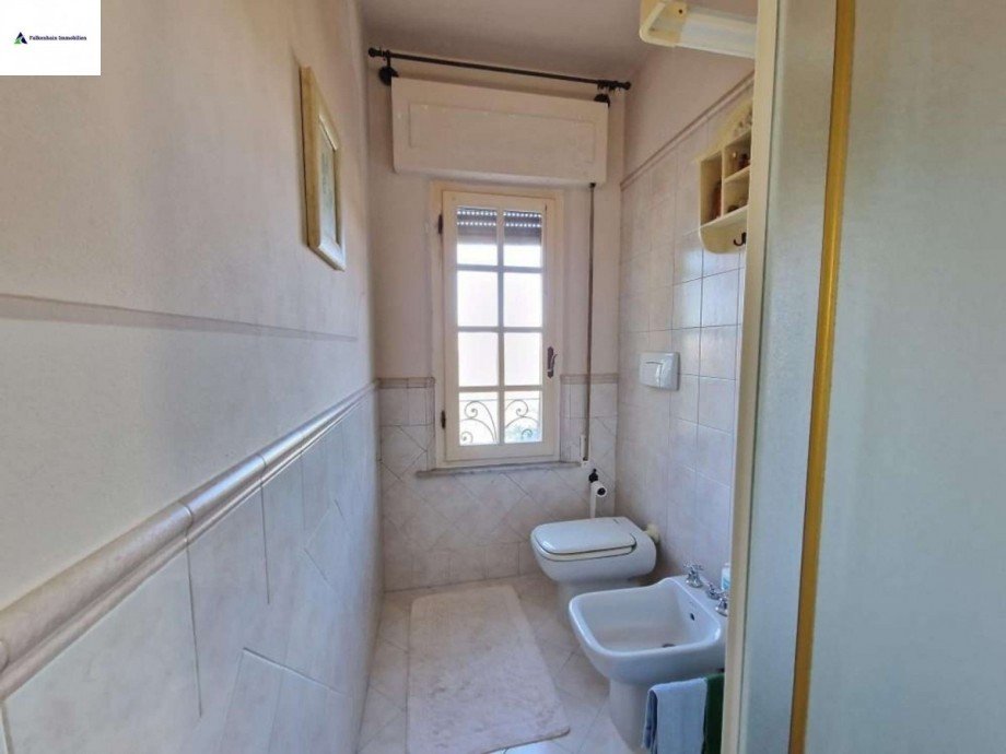 Badezimmer mit Bidet Wohnung Lari
