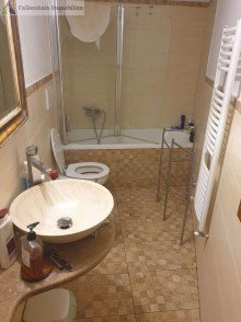 Bad mit Badewanne Charmantes Haus mit Blick �ber die malerische Landschaft der Toskana zwischen Florenz & Lucca!