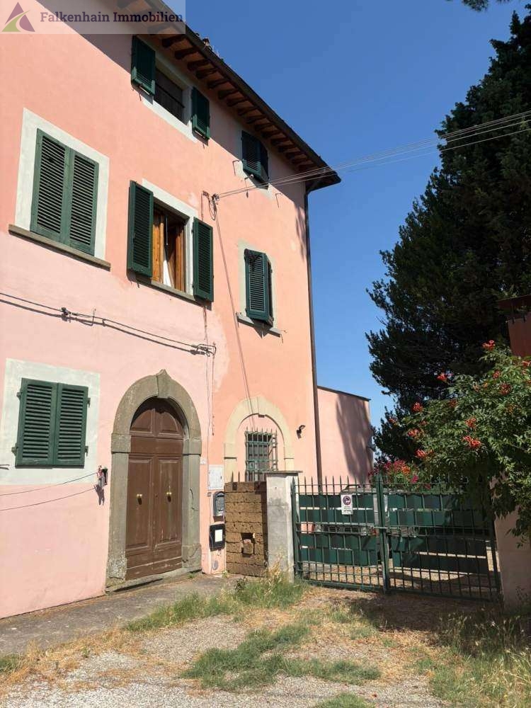 Jugenstilvillateil_Pool_55 Wohnung Casciana Terme Lari