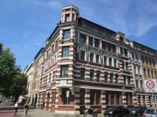 Hauptbild GRUNDBUCH statt Sparbuch! Vermietete Singlewohnung in der neuen IN - Lage -Karl- Heine- Straße!