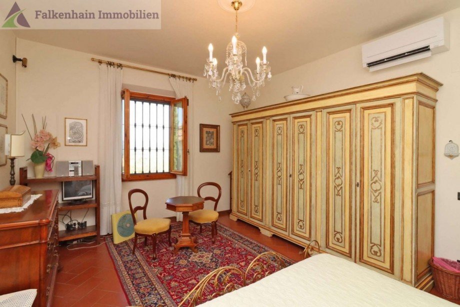 a4001c46-1a29-4d89-8abe-ec694382341e_original Haus Montespertoli