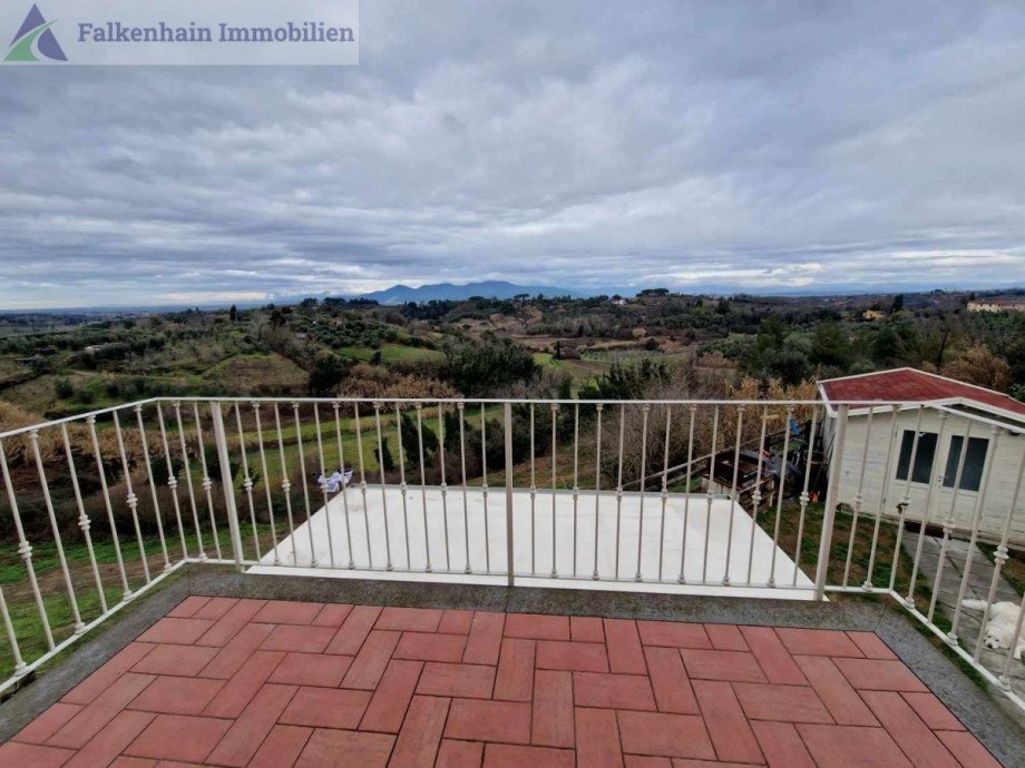 57LModerne_Villetta_Toskana-1 Haus Lari