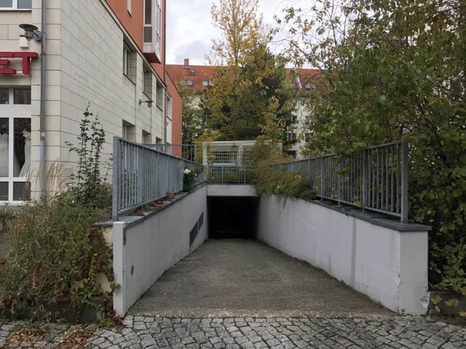 Tiefgaragenzufahrt Dachgeschosswohnung Leipzig