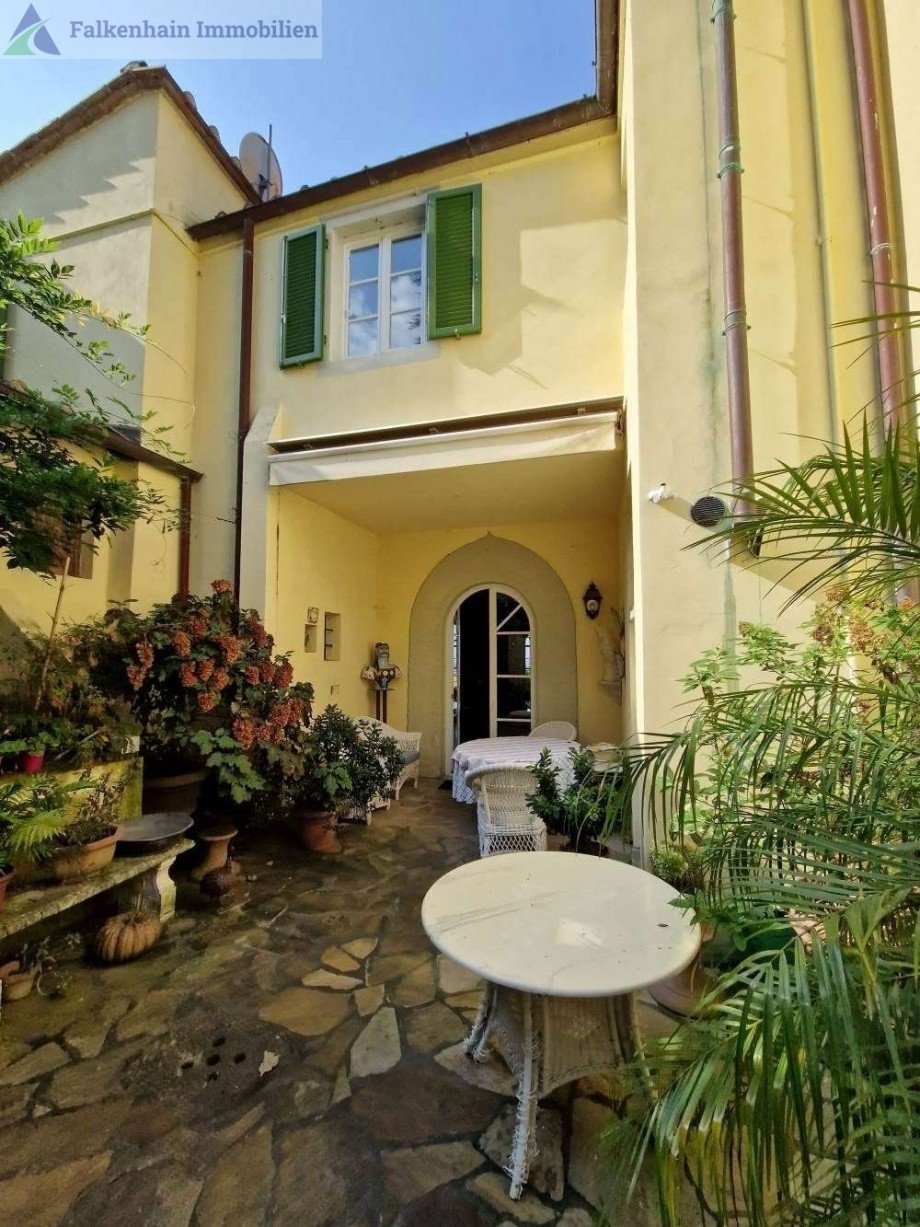 Blick zur Terrasse Haus Asciano