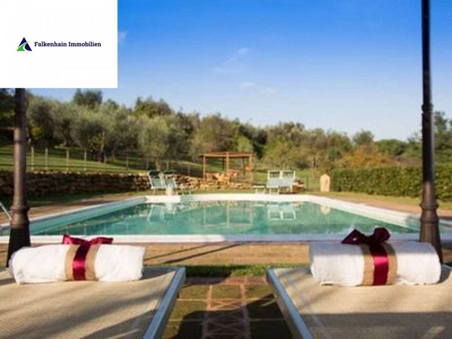 Pool Renditeobjekt Lari