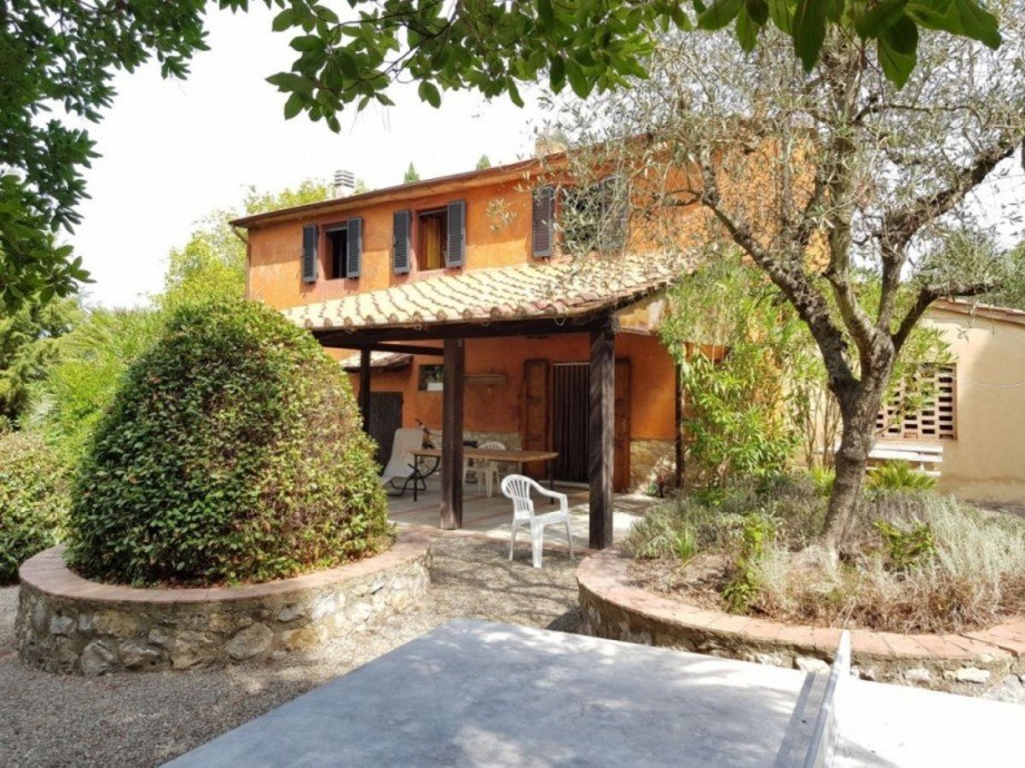 Hausansicht Haus Collemontanino