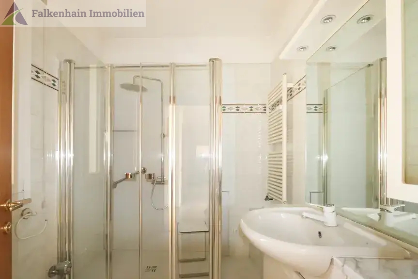 Badansicht Wohnung Bozen